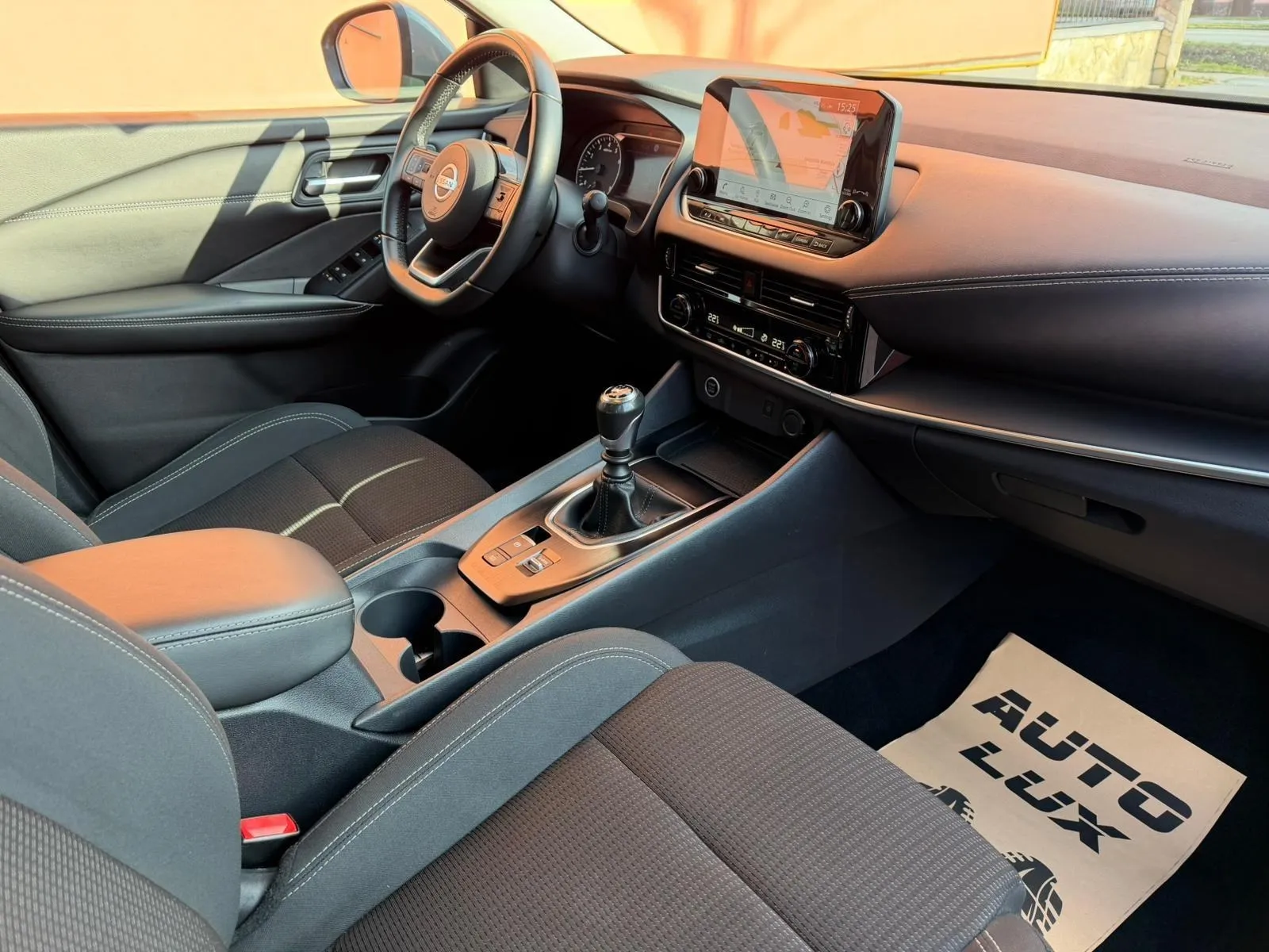 nissan qashqai 1.3 dig-t •2022•kamera 360°•leasingbezučešća• - slika 11