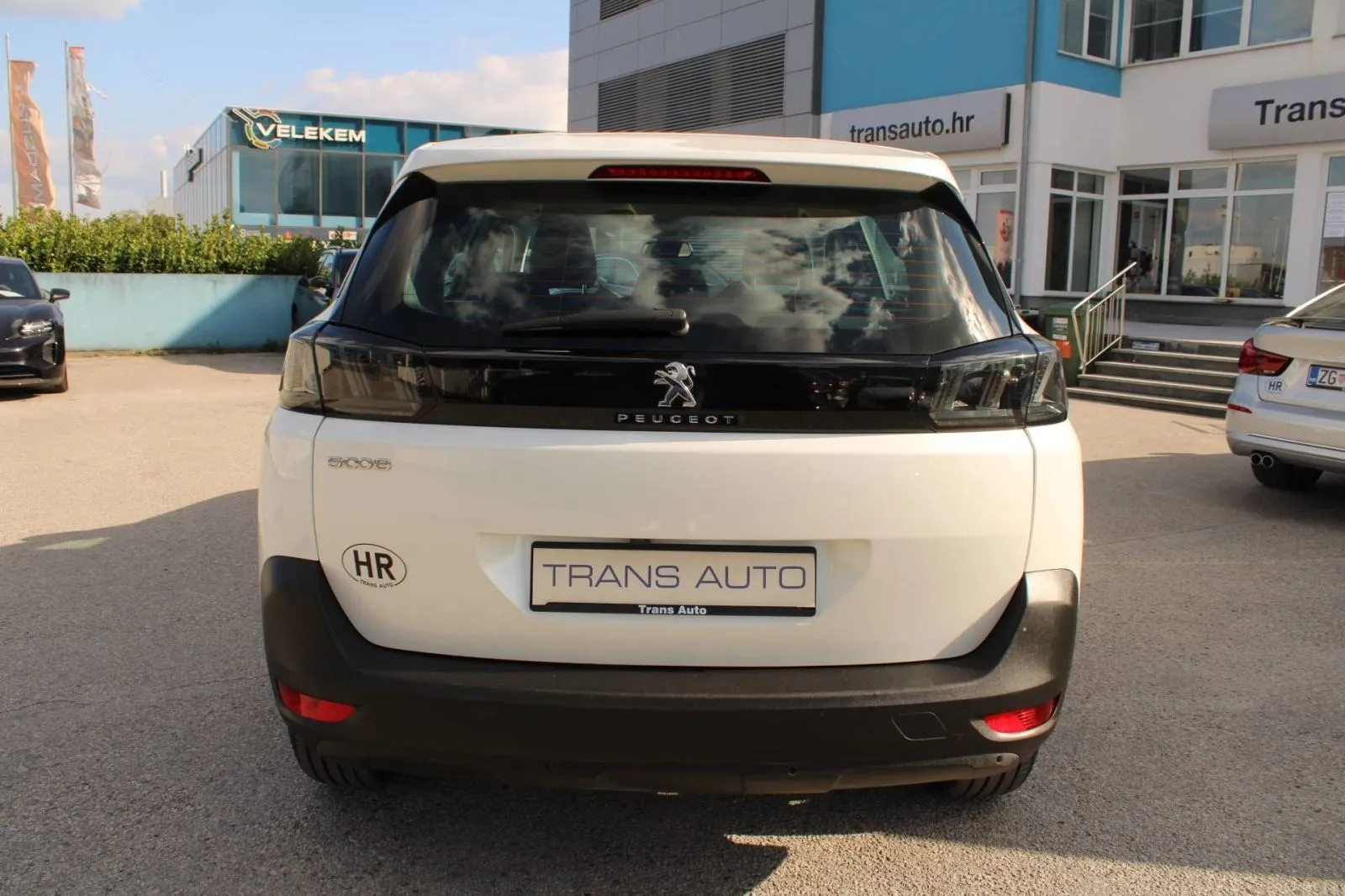 peugeot 5008 1.2 puretech automatik 7 sjedala *led, navigacija, kamera - slika 6