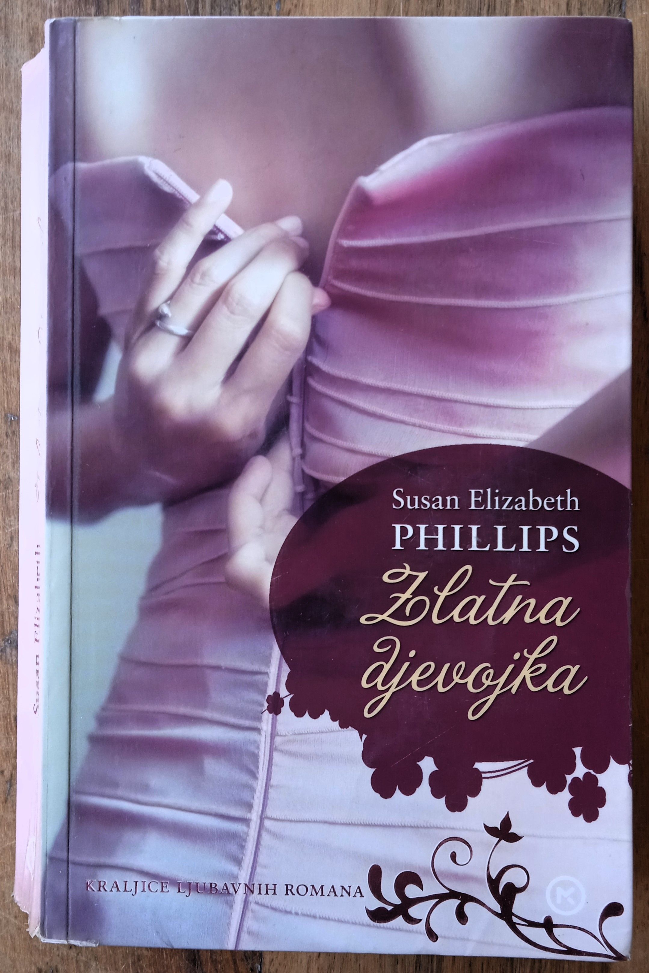 ZLATNA DJEVOJKA Susan Elizabeth Phillips - Sisak
