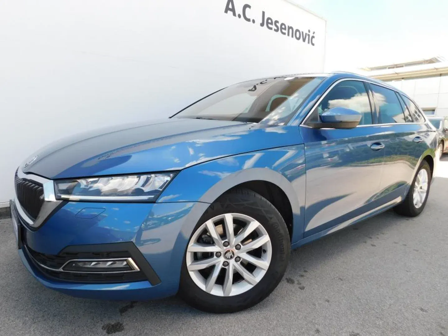 00157 škoda octavia combi ambition 2.0 tdi - slika 7
