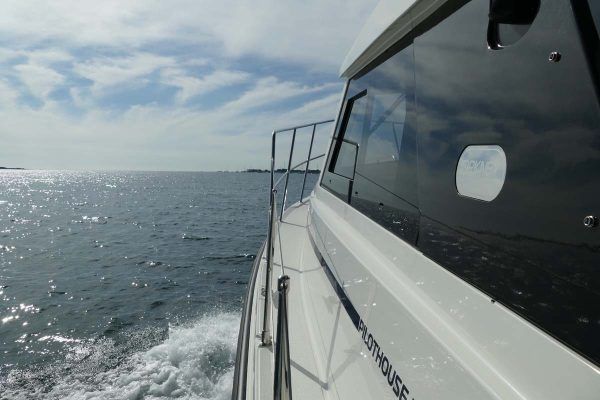 vanbrodski motor orkeny pilot house 25 - slika 7