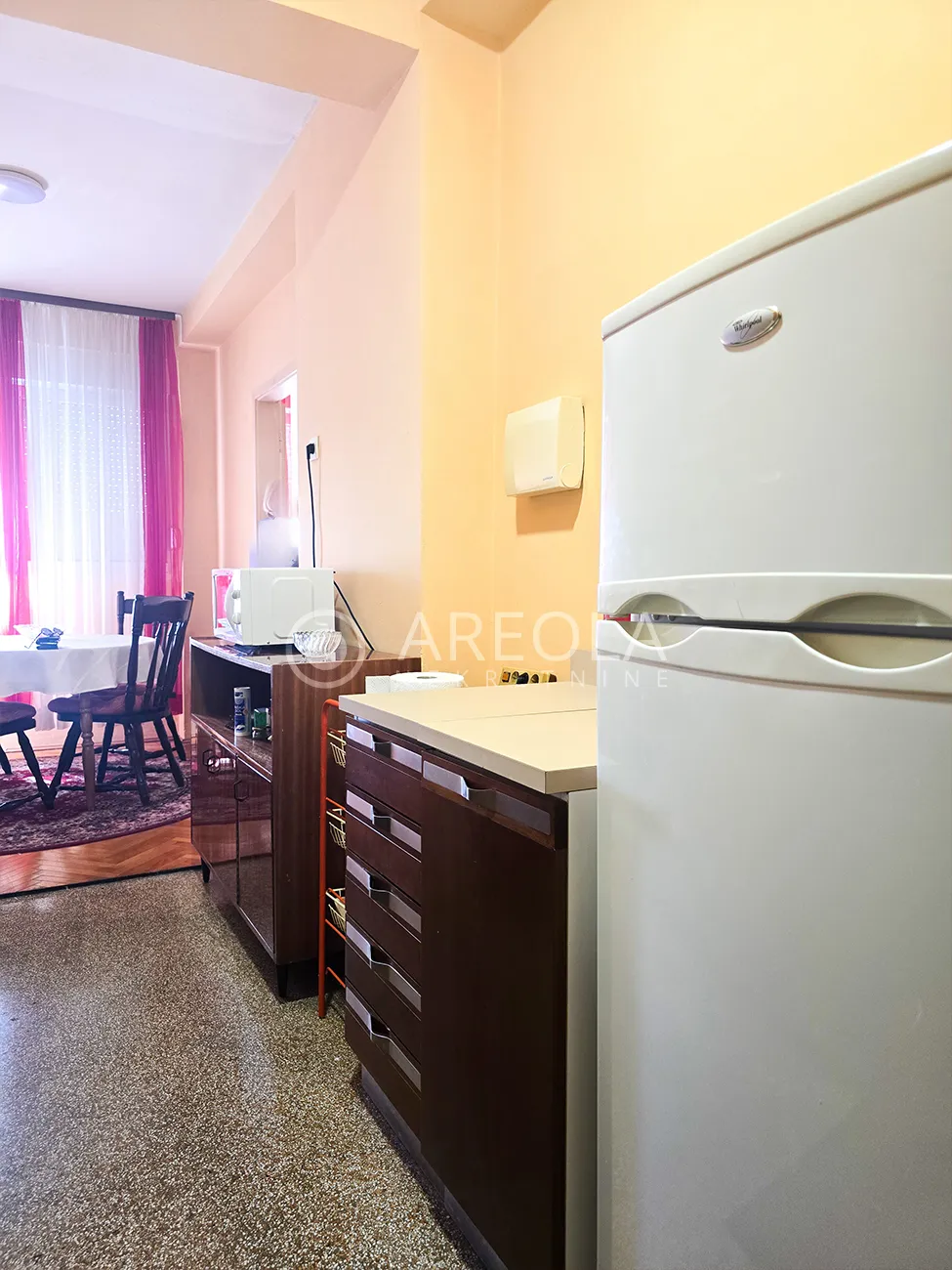 split, skalice - jednosoban stan, 60m2 - za studente! - slika 9