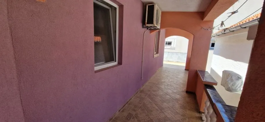 vir, kuća s 2 apartmana(148m2), 150 metara do plaže (prodaja) - slika 10