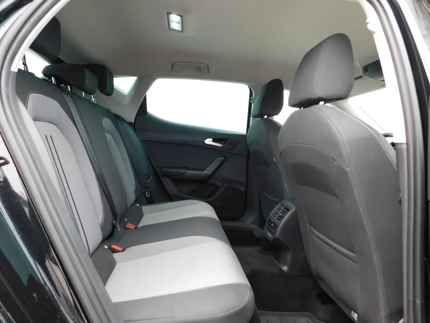 12865 seat leon 1.5 tsi style - slika 13