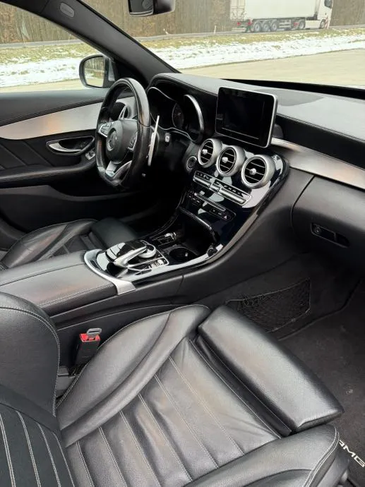 mercedes-benz c-klasa 220 amg - slika 10