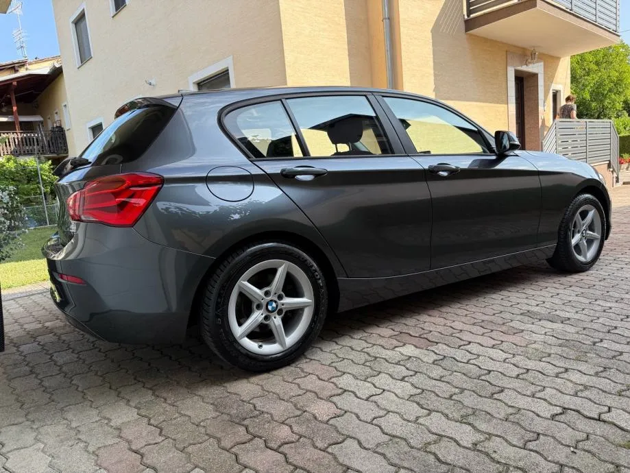 bmw serija 1 facelift 2017g led navigacija top stanje - slika 7