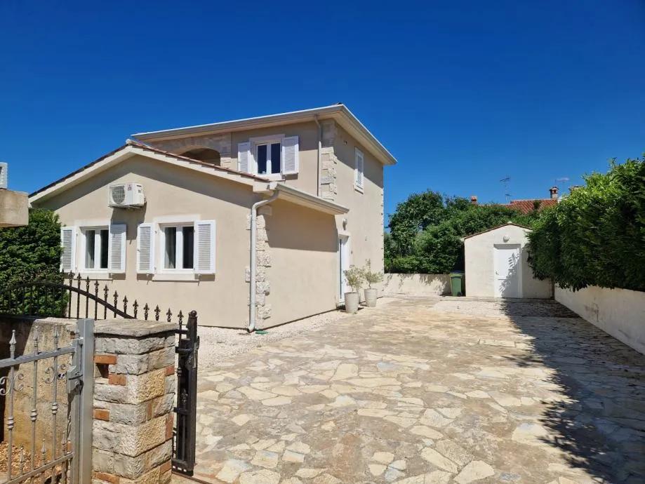 kuća: rošini, 124.00 m2 - slika 2