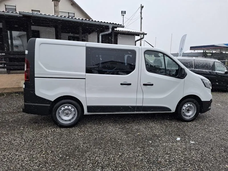 renault trafic 2.0 dci*150ks*5+1*klima*navigacija*5+1*, 2022 god. - slika 5