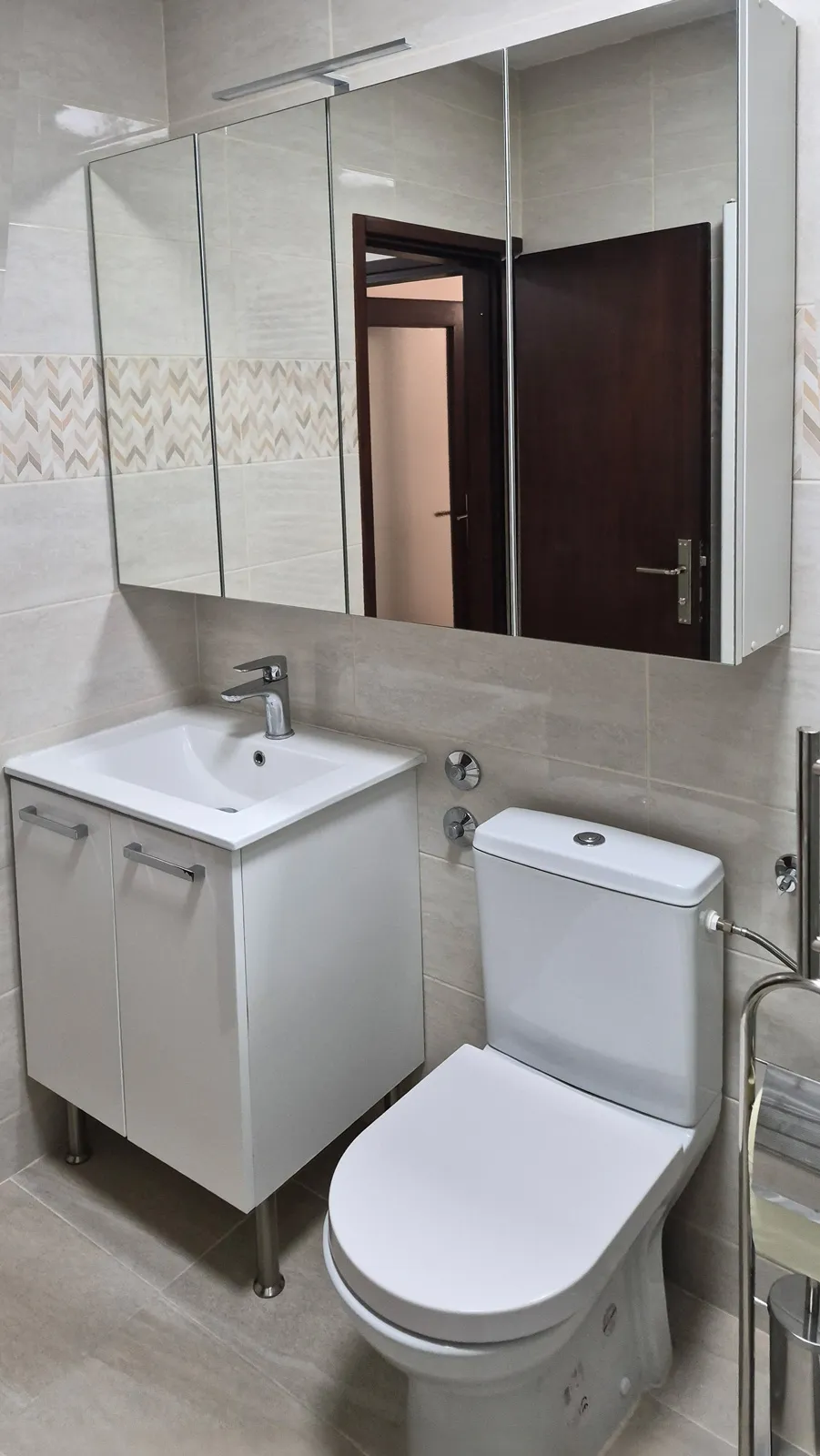 iznajmljujem stan 52,45m2, 2 kat , zagreb, planinska ulica 7 - slika 14