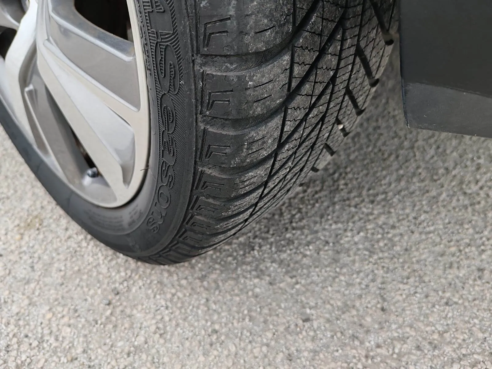 peugeot 2008 1,2 puretech - slika 14