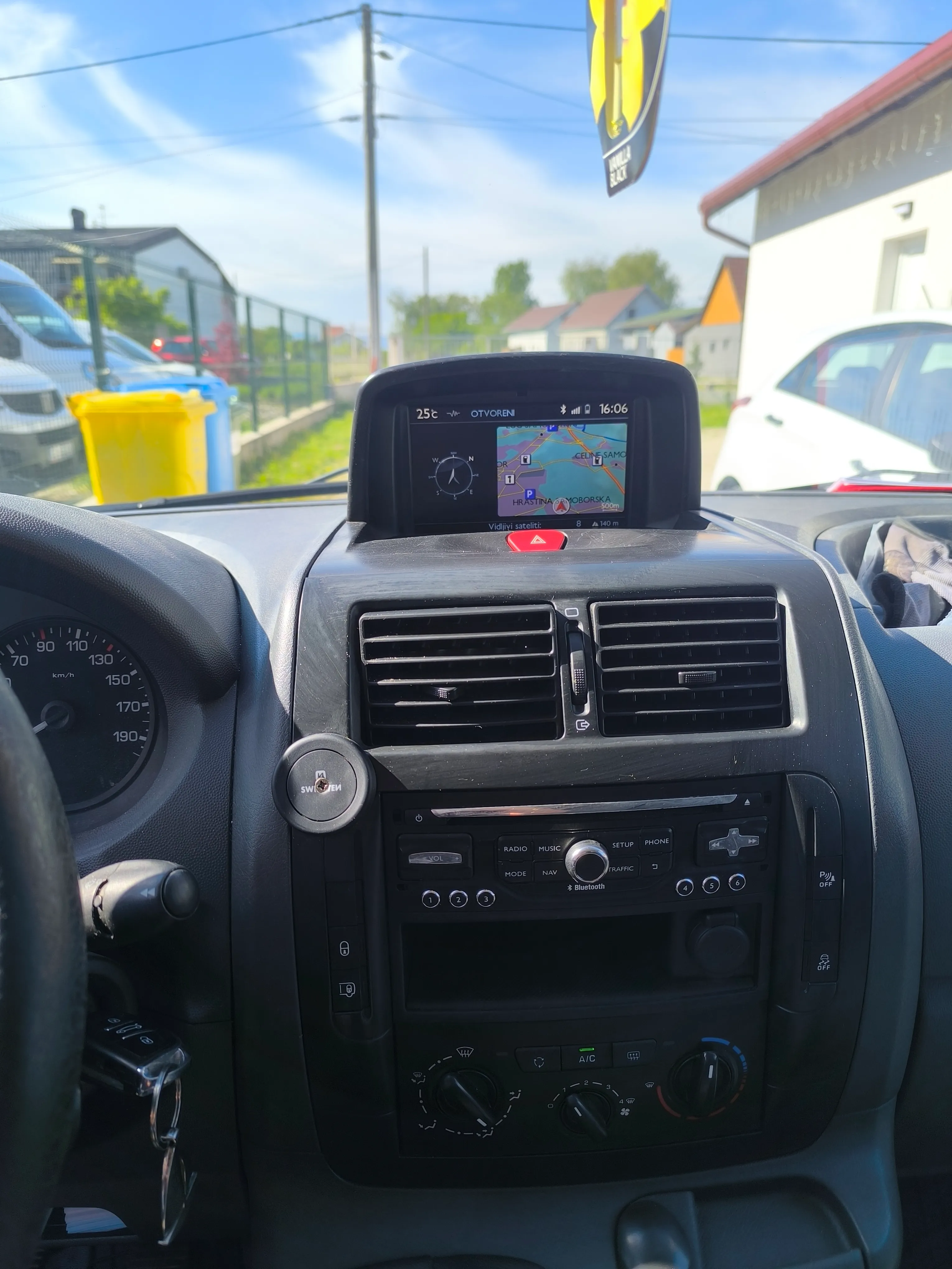 peugeot expert 2.0hdi 2015g produženi - slika 9