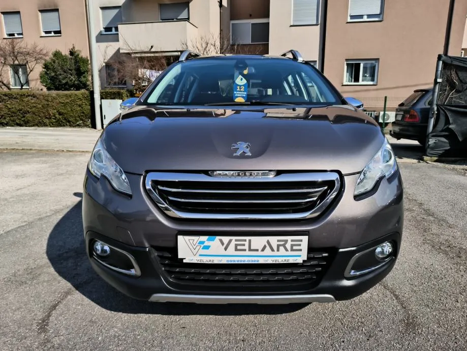 peugeot 2008 1,6 e-hdi 115 ks, servisna, v. servis, jamstvo, reg. 1 g. - slika 4