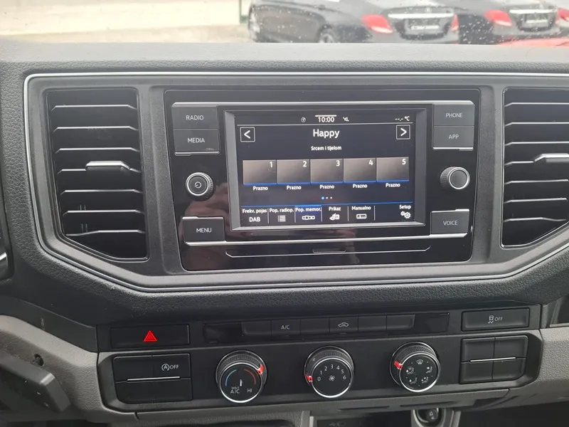 volkswagen crafter 2.0 tdi*140ks*dupla kabina 6+1*klima*kuka za vuču* - slika 16