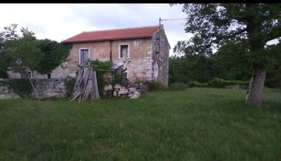 kuća prodaja oprtalj 200 m2 (prodaja) - slika 2