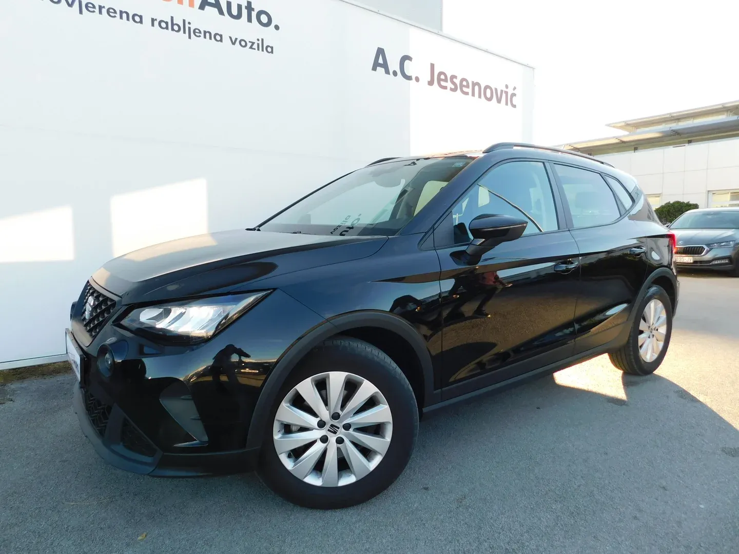 12576 seat arona 1.0 tsi style - slika 7