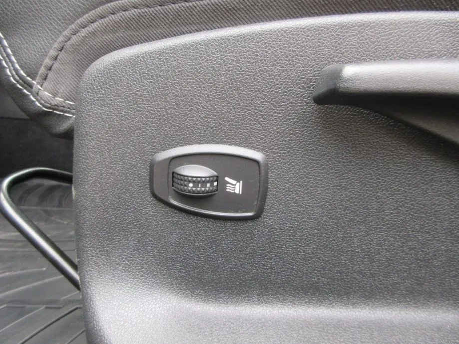renault megane classic 1,6 dci 131 ks;bose;xenon;koža;kamera;pdc;temp - slika 21
