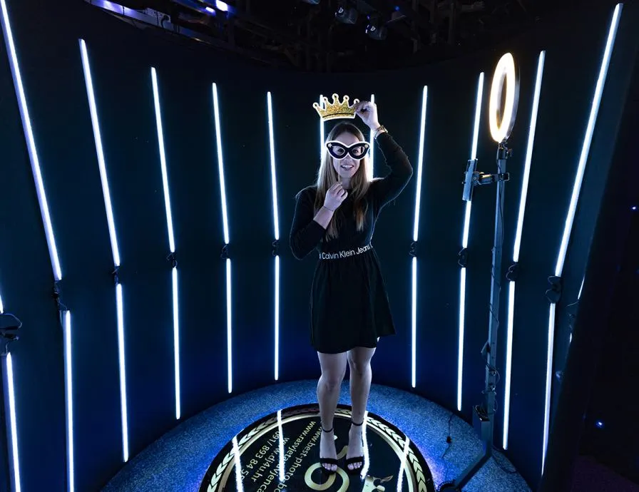 photo booth mirror & 360° video – najam za vjenčanja i evente - slika 12
