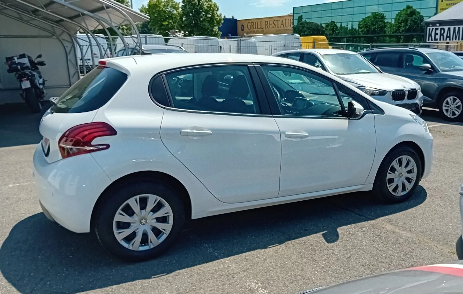 peugeot 208 1,5 bluehdi,n1,do2god jamstva,vozilo u sustavu pdv-a - slika 6