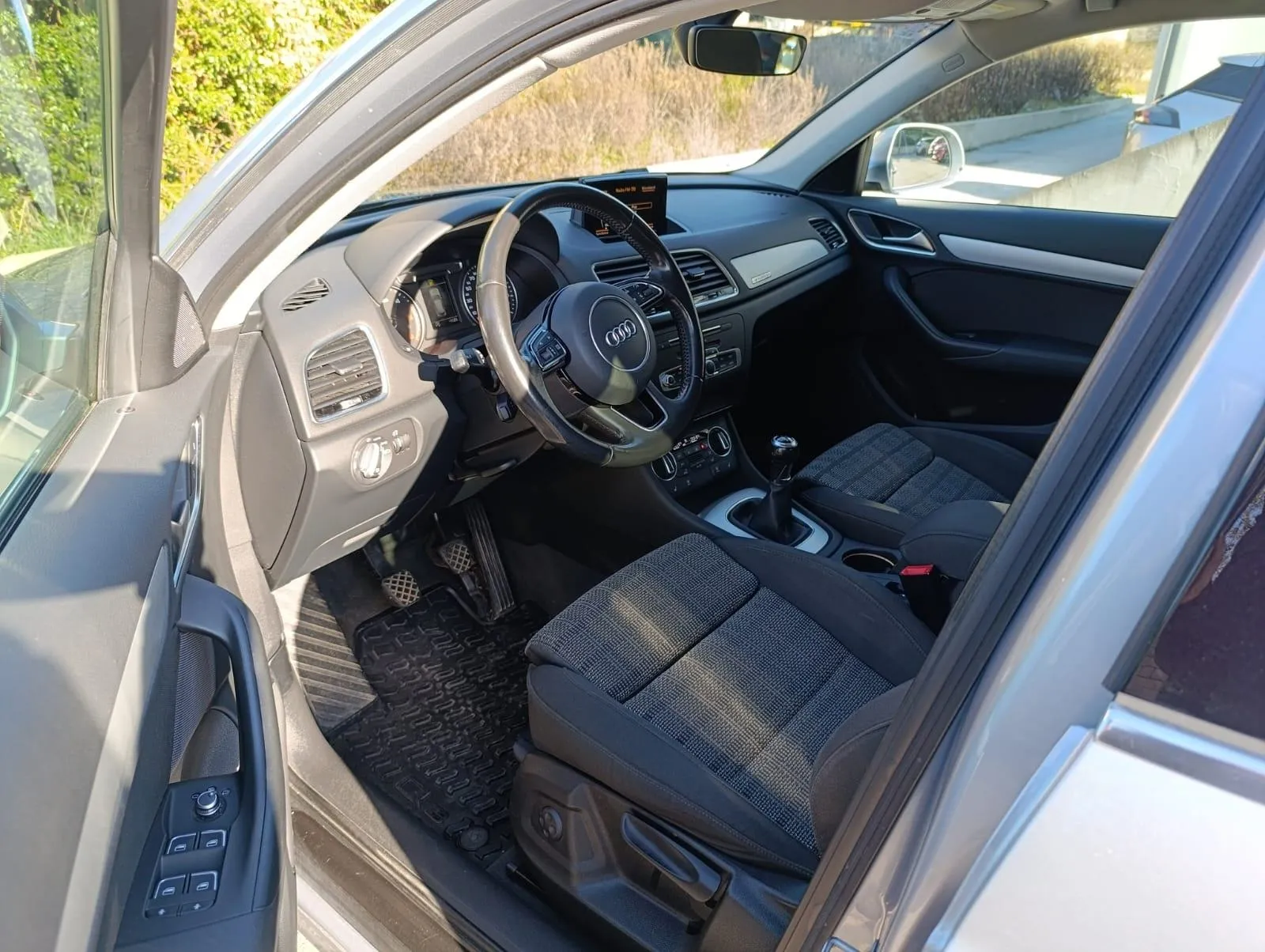 audi q3 2,0 tdi - slika 13