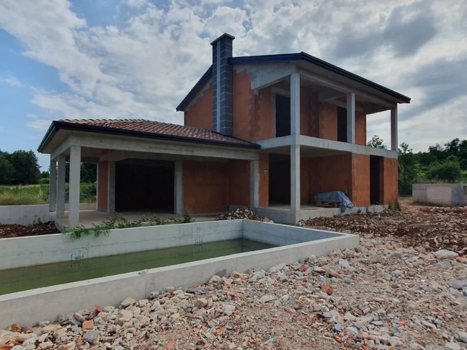 prodaja, višnjan (okolica), samostojeća kuća u roh bau fazi - slika 14