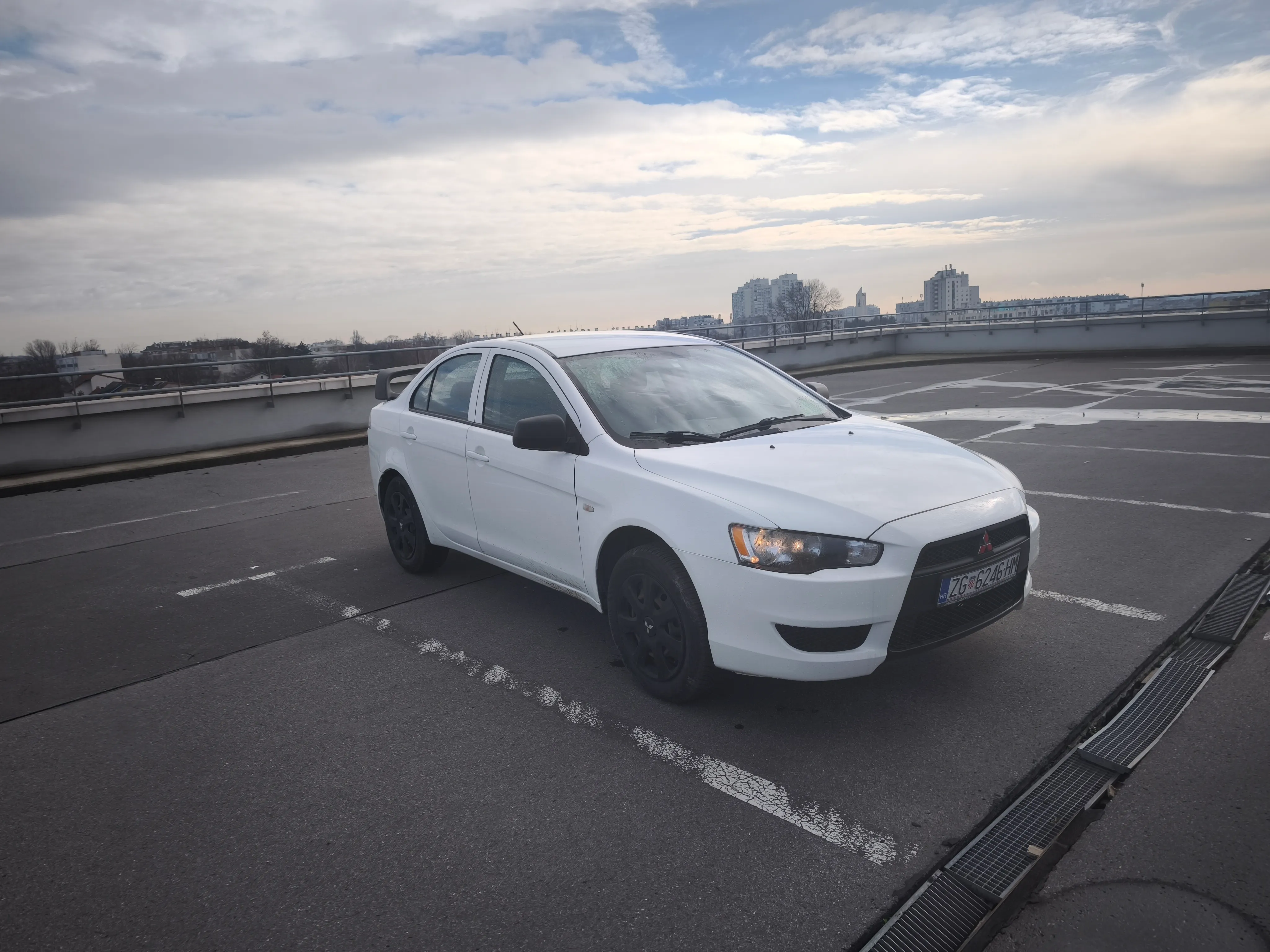 mitsubishi lancer 1.6 2016 - slika 4