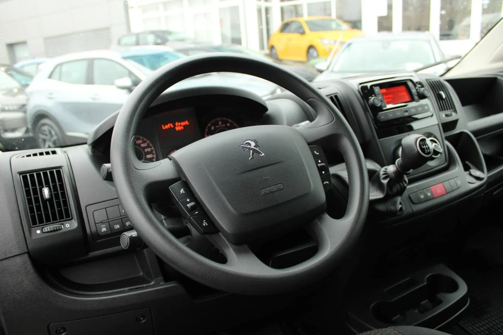 peugeot boxer 2.2 hdi l3h2, 2023 god. - slika 16