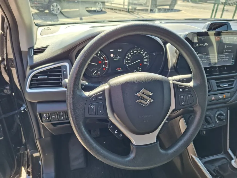 suzuki s-cross 1,4 2wd gl hybrid - slika 11