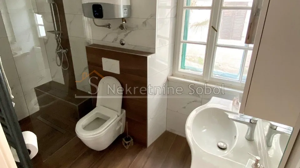 nerezine, otok lošinj - kuća, 180 m2 prodaja - slika 15