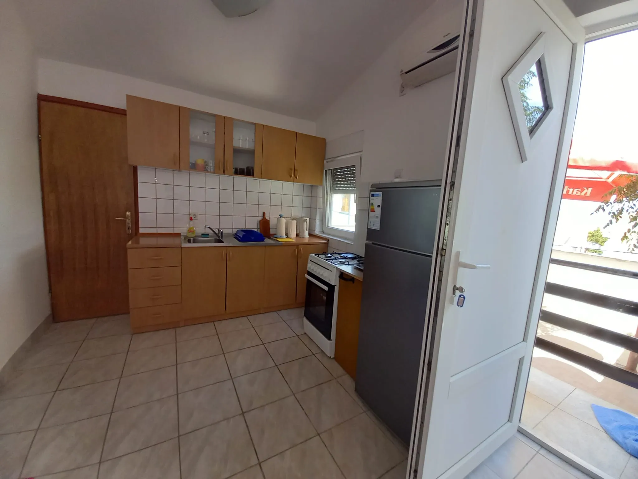 iznajmljujem apartman na viru - slika 6