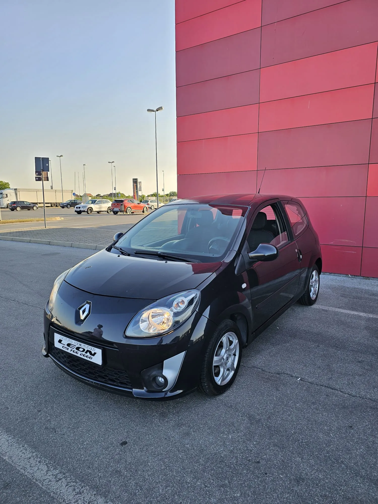 Renault Twingo 1,2 2009 g, 194000 - Slavonski Brod