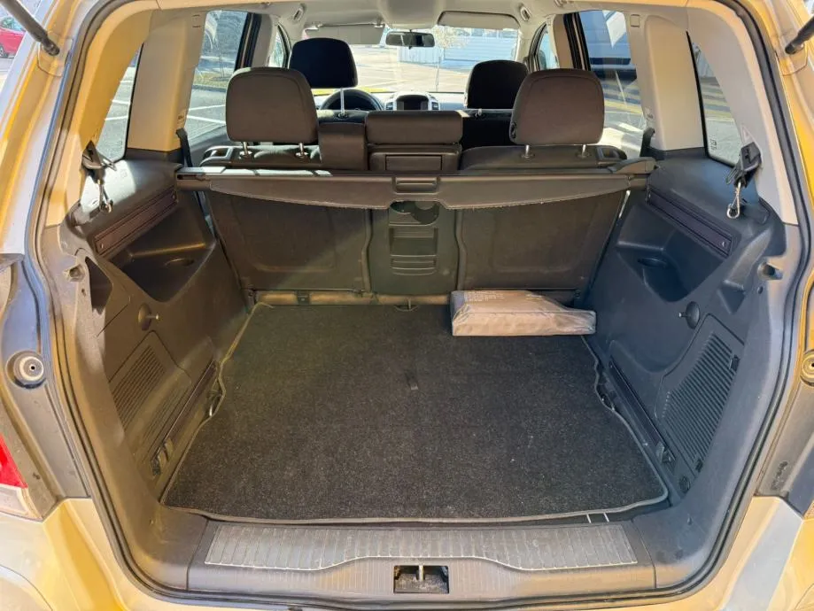 opel zafira enjoy 1,6 16v 77kw 7 sjedala - slika 6