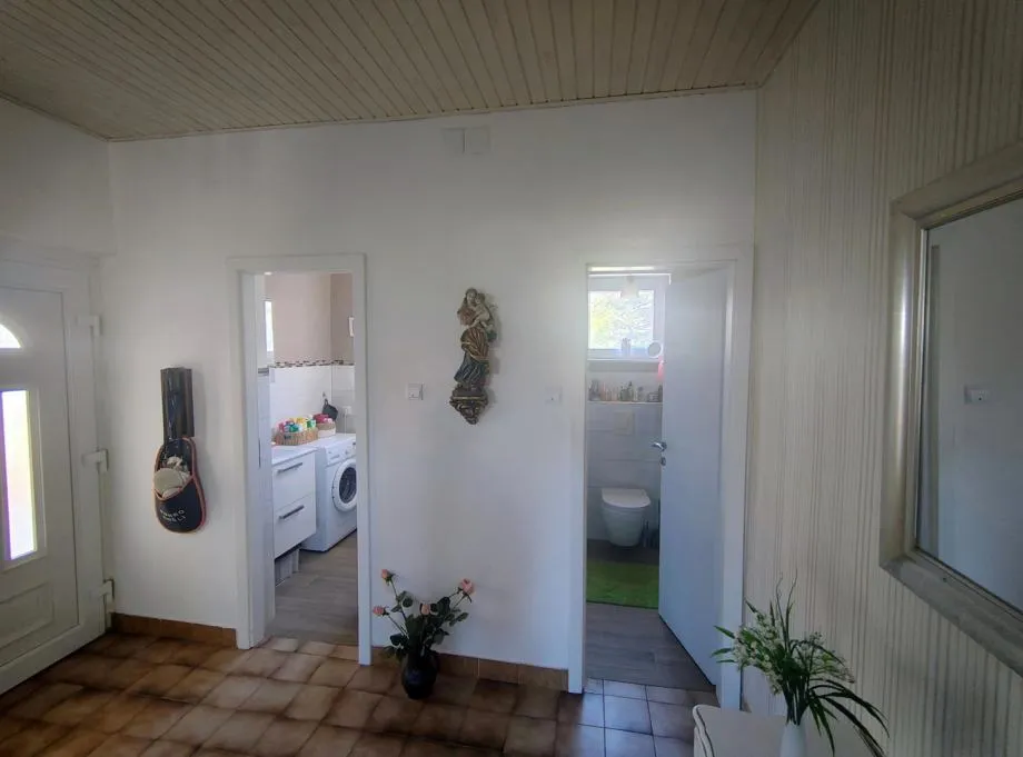 sukošan, prekrasna kuća(240m2) na velikoj okućnici, 100 metara do mora - slika 11