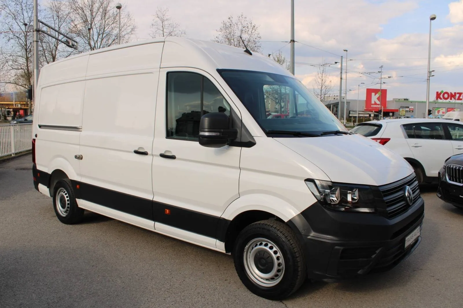 vw crafter 2.0 tdi l3h3 140ks *kamera*, 2023 god. - slika 3
