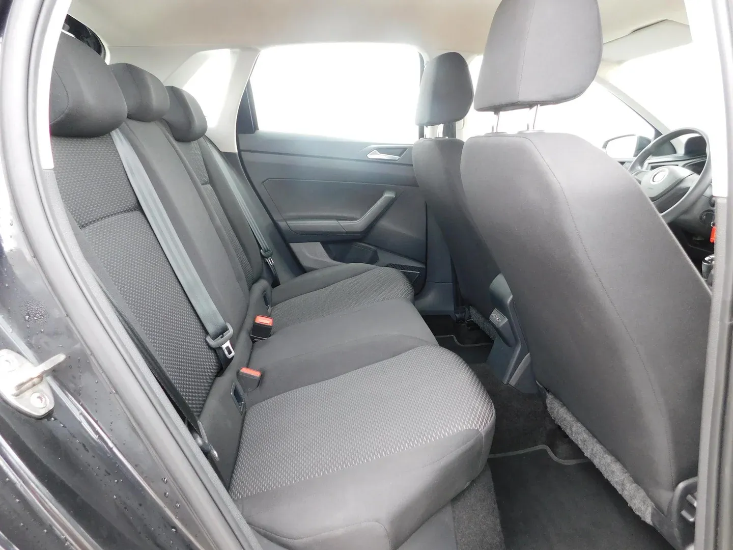 10655 volkswagen polo trendline - slika 12