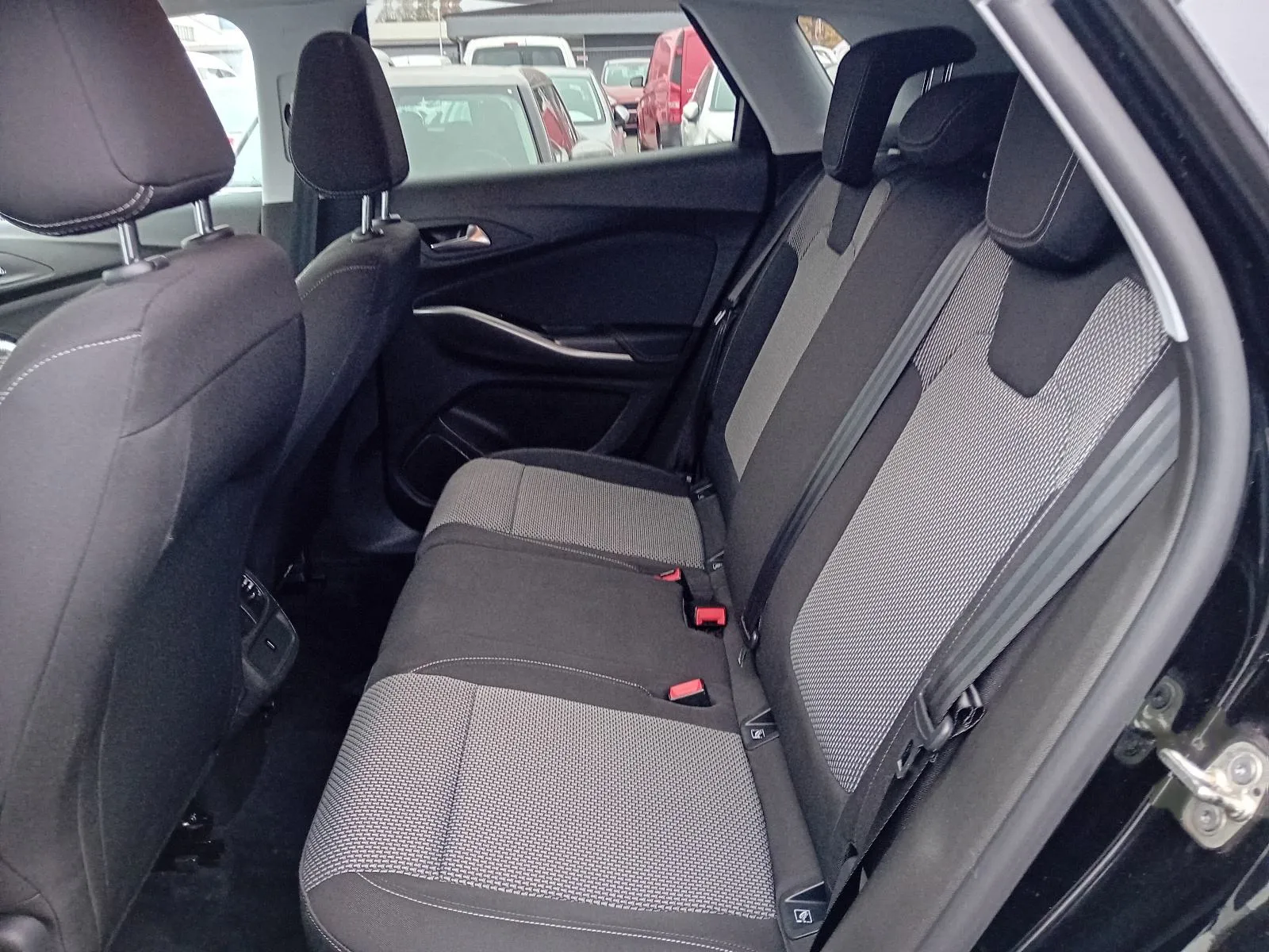 opel grandland x 1,5 cdti ,do 2 godine jamstva,u sustavu pdv-a. - slika 2