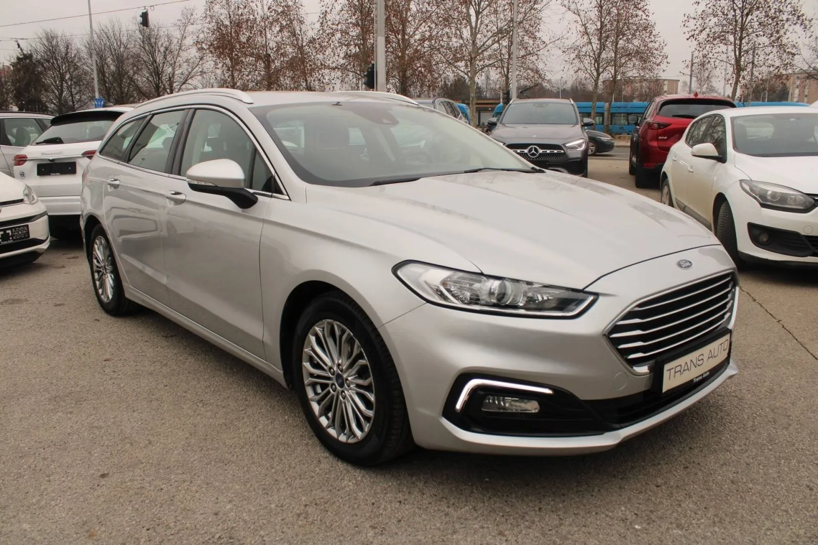 ford mondeo karavan 2.0 tdci titanium *navigacija* - slika 3