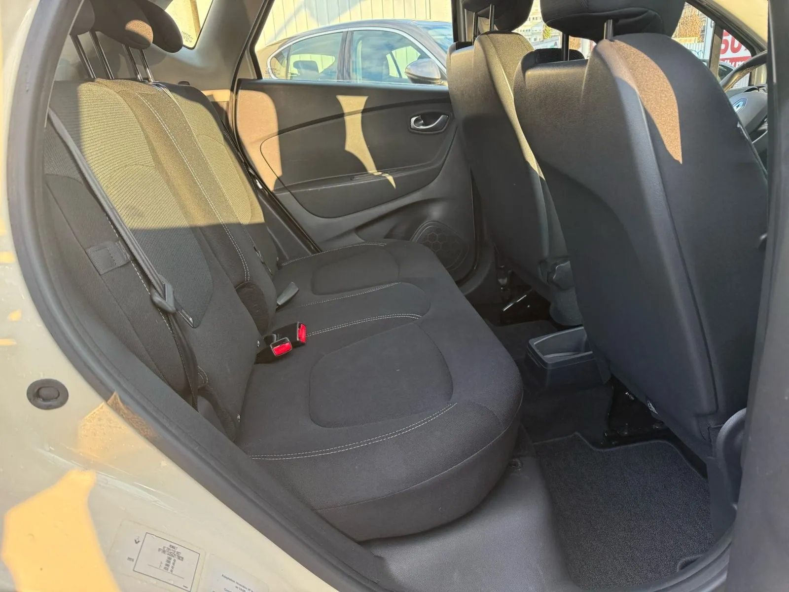 renault captur 0.9 tce, navi, klima, 4x garancija!!! - slika 19