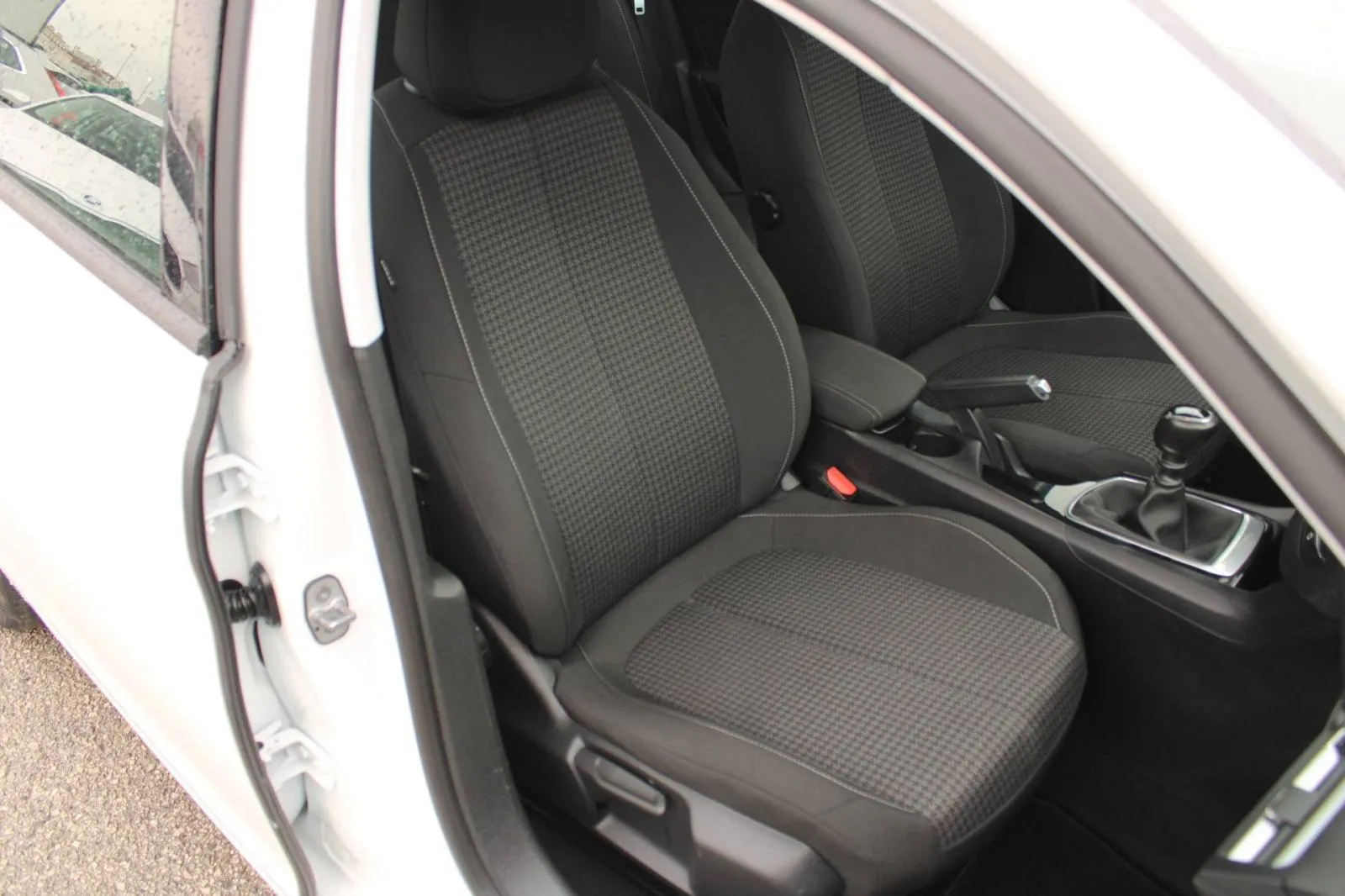 peugeot 308 sw 1.5 hdi *navigacija* - slika 10