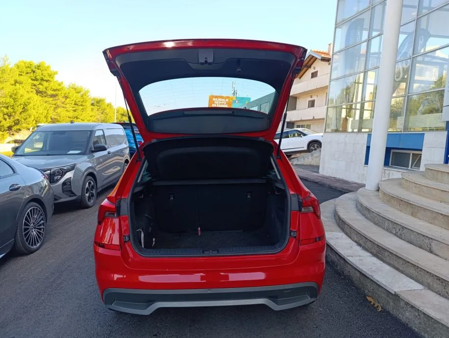 škoda kamiq 1,0 tsi - slika 8
