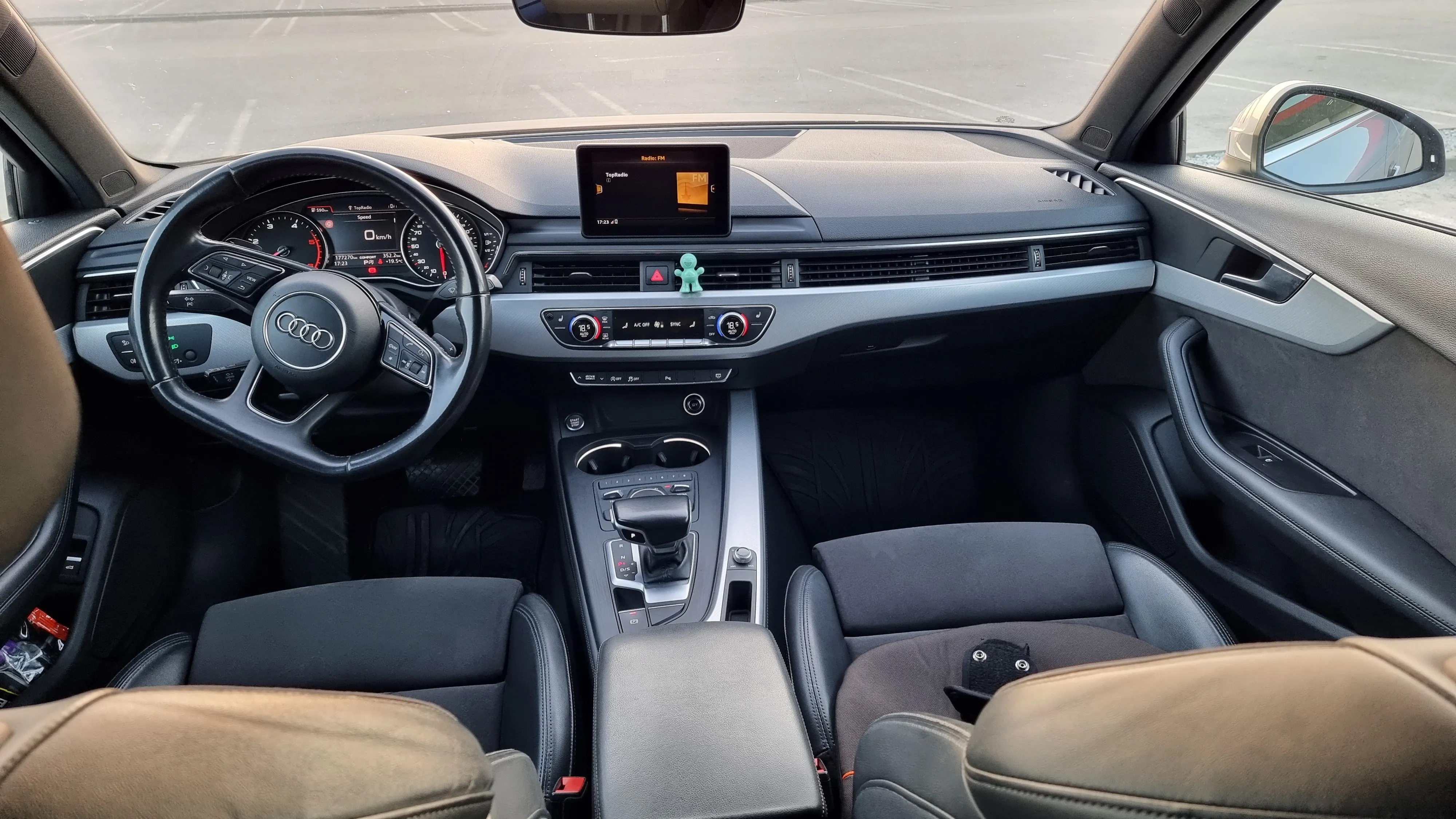 audi a4 2,0 tdi automatik, s line, led, alkantara, 140kw - slika 15