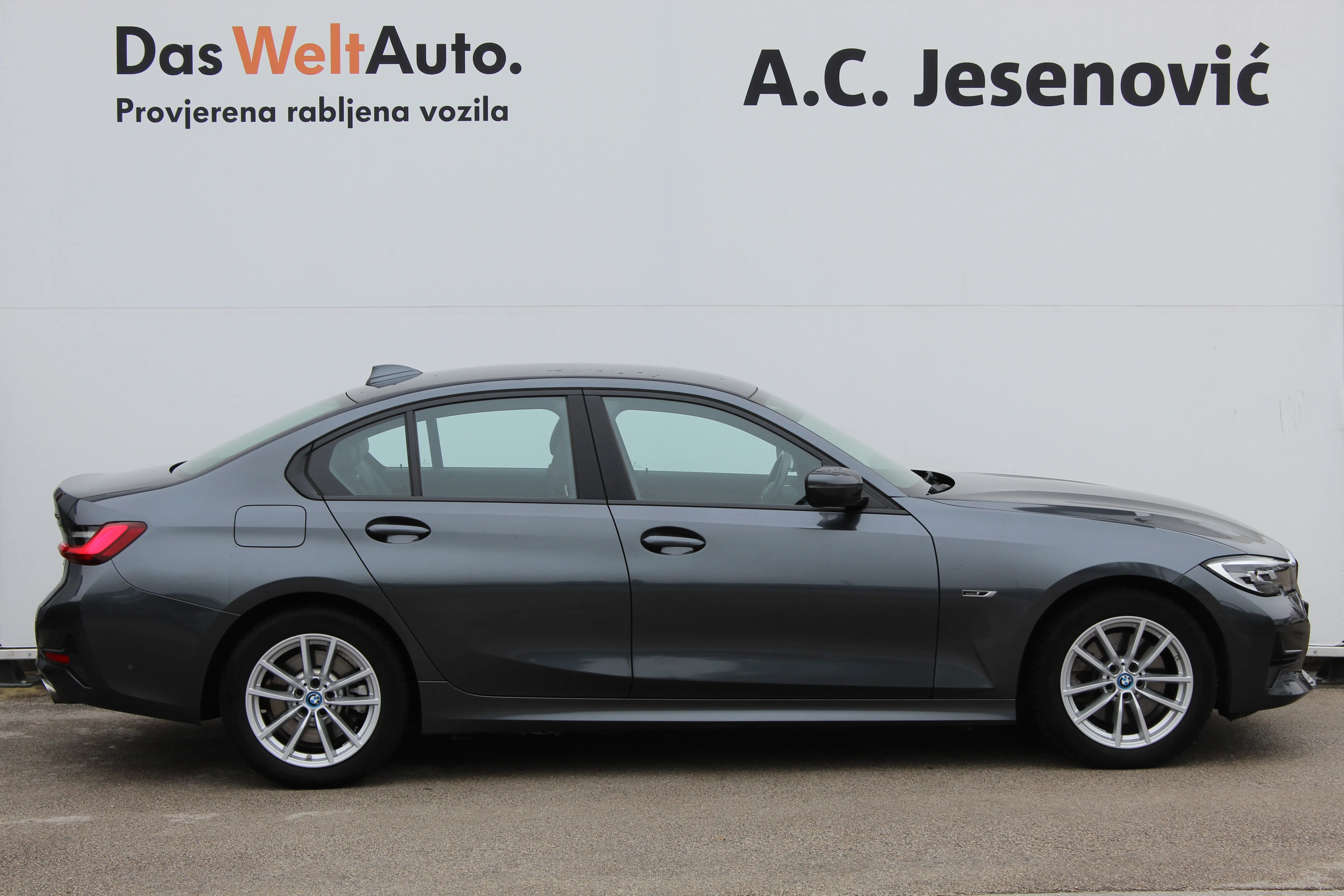 13072 bmw 320e aut. - slika 4