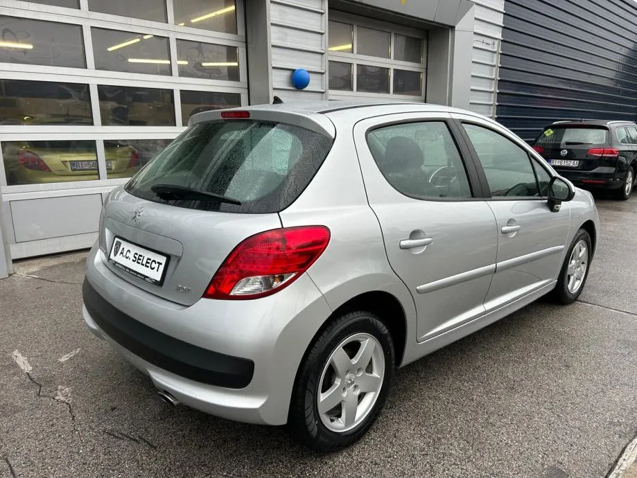 peugeot 207 sport 1,4 vti + plin - 2011 - garancija - reg 1 god !!! - slika 5