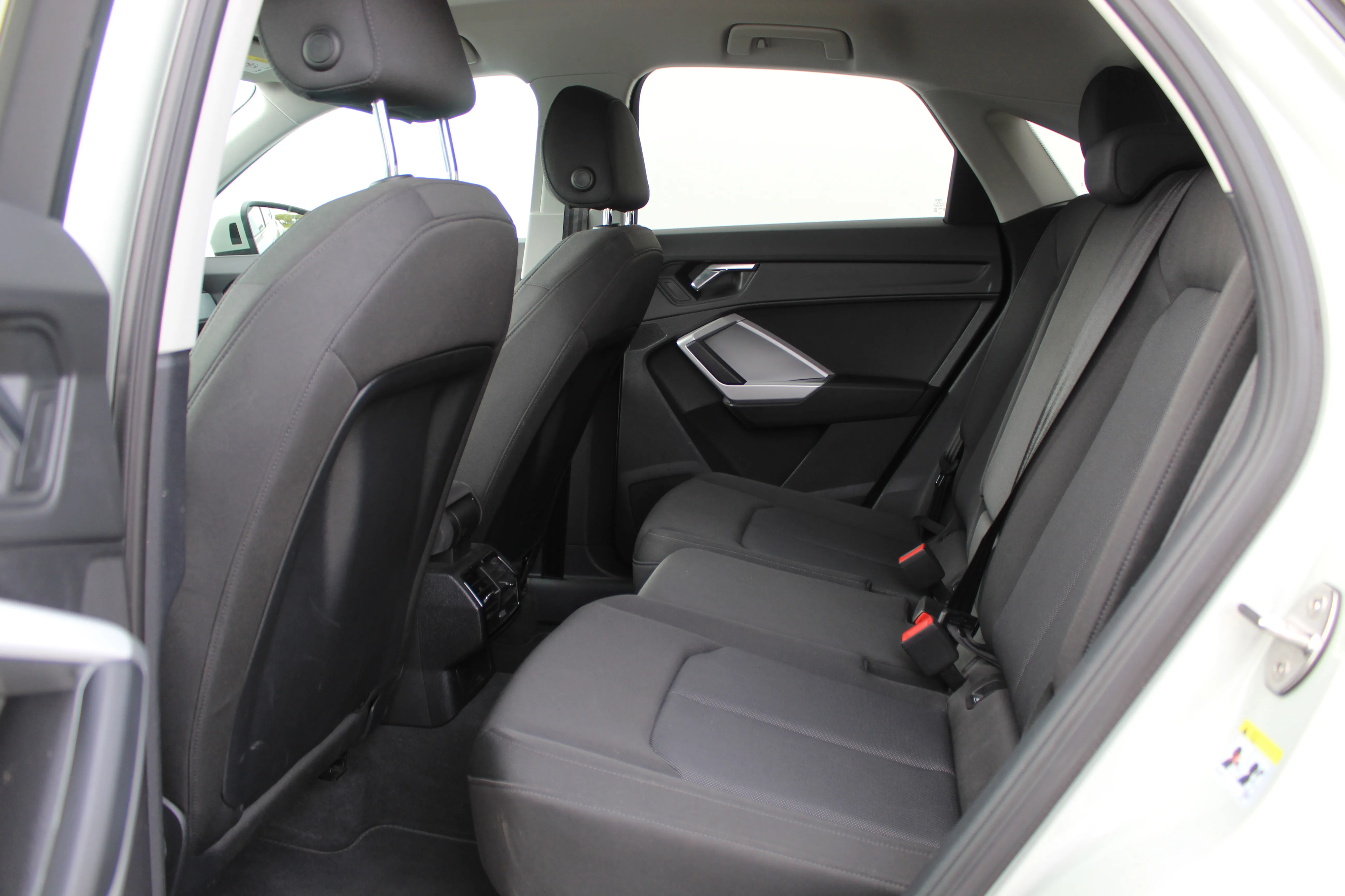 audi q3 sb 35tdi s tronic - slika 11