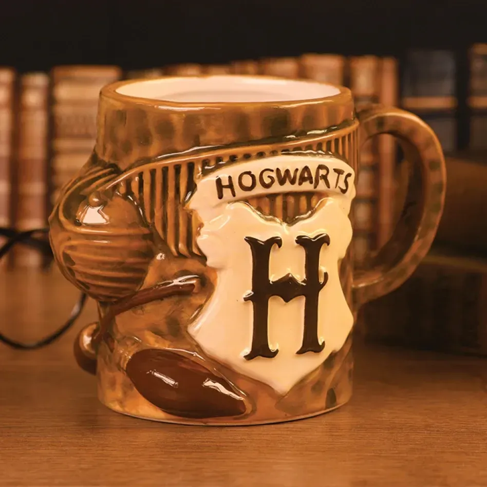 pyramid harry potter ‘quidditch’ 3d šalica, 568 ml - slika 4