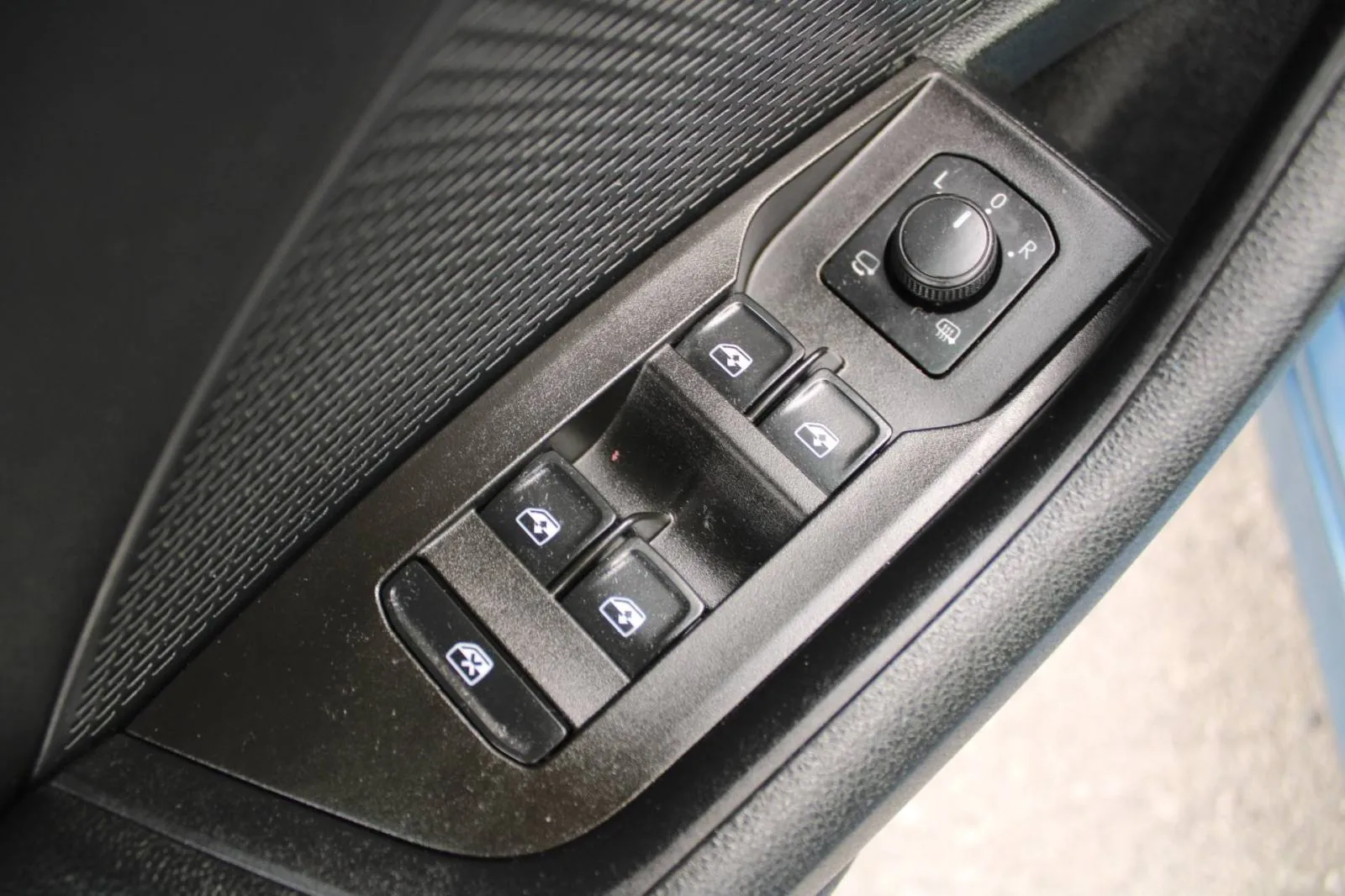 škoda octavia combi 1.0 tsi dsg *led, navigacija* - slika 15