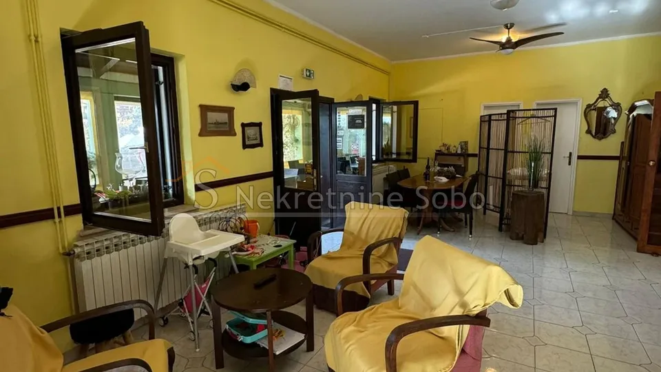 mali lošinj - restoran, 395 m2 prodaja - slika 12