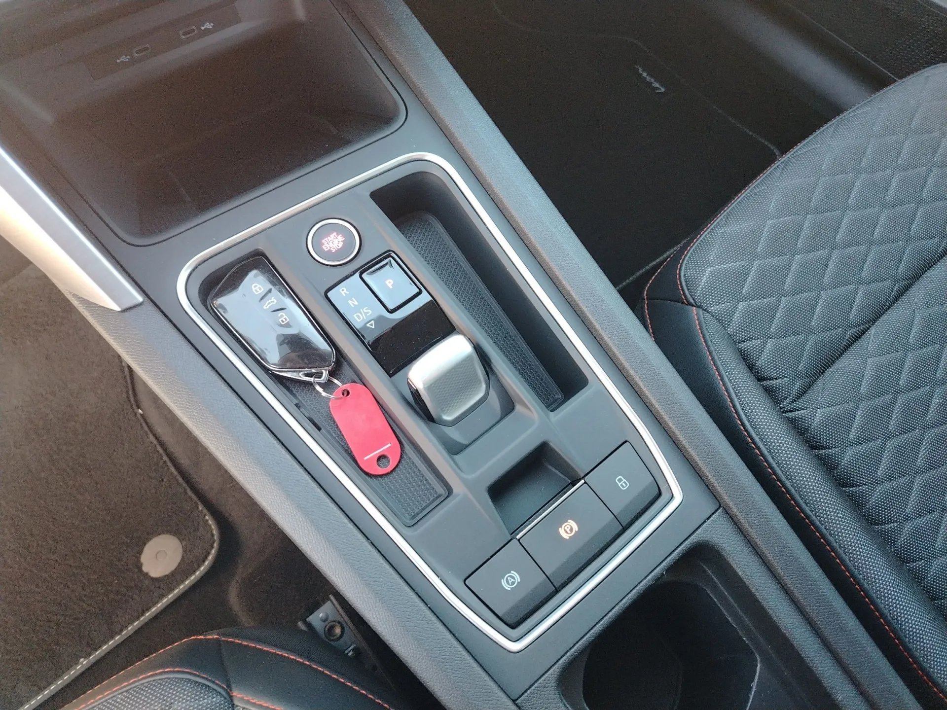 seat leon 2.0 tdi dsg fr 110kw - slika 13