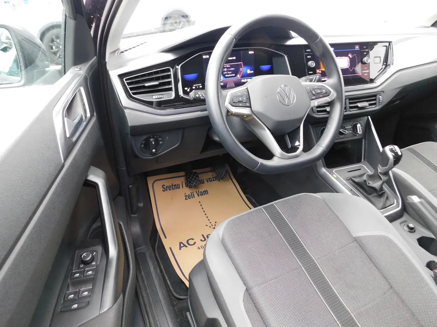 10819 volkswagen polo 1.0 tsi style - slika 8