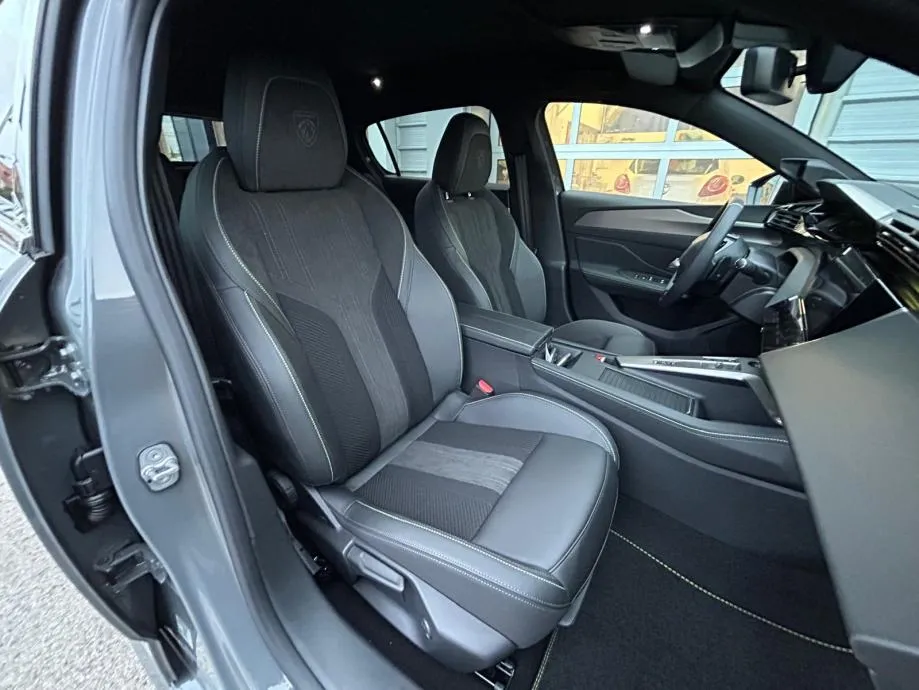 peugeot 308 gt hybrid 145 e-dcs6 - model 2026 - redizajn !!! - slika 9