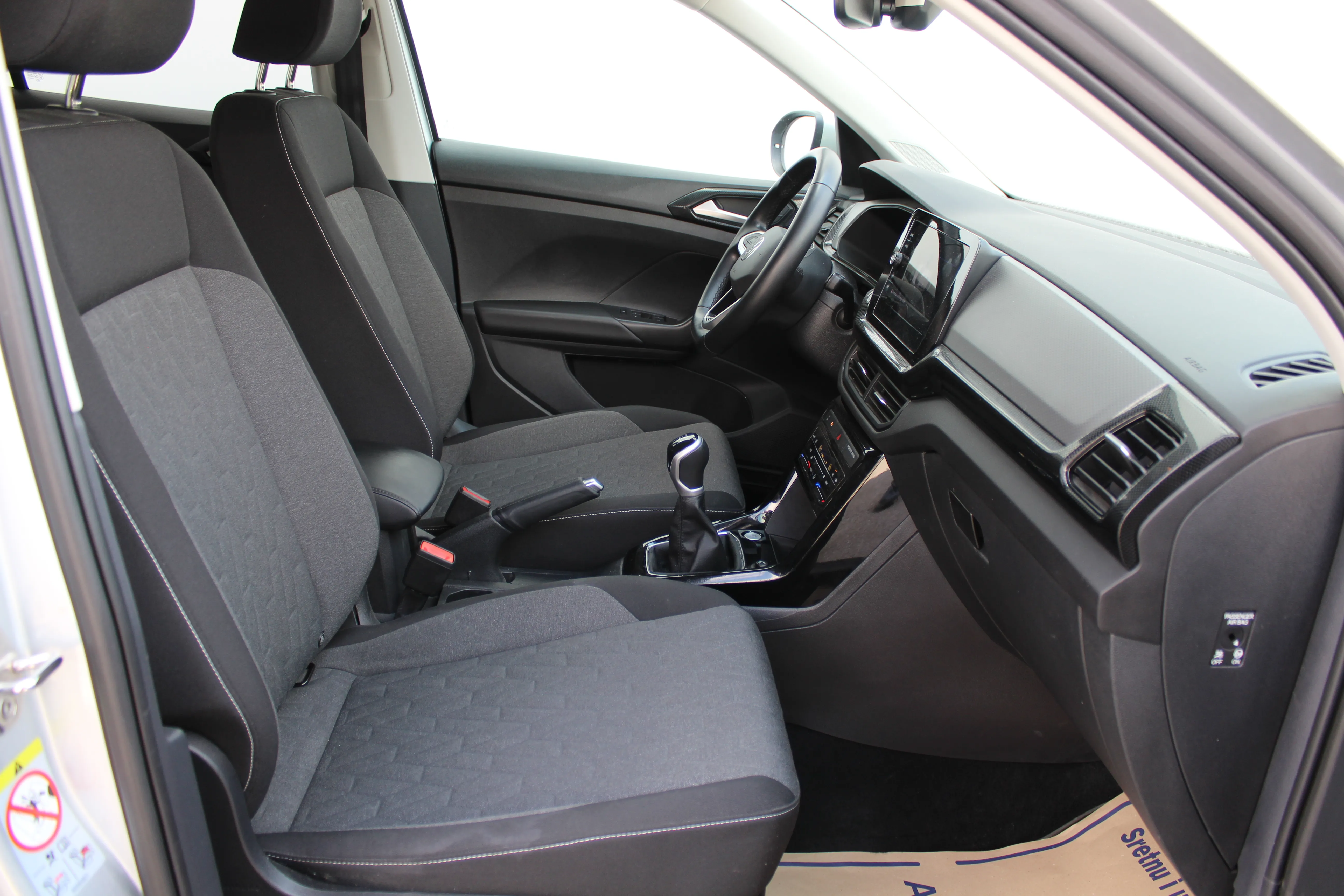 13193 volkswagen t-cross 1.0 tsi life plus - slika 12